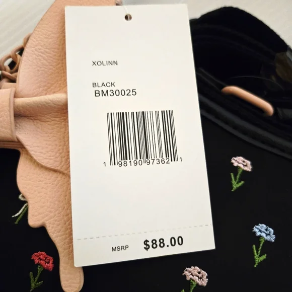 Betsey Johnson Black Floral Crossbody Bag With Butterfly Bag Tag Removable Strap - Picture 6 of 10